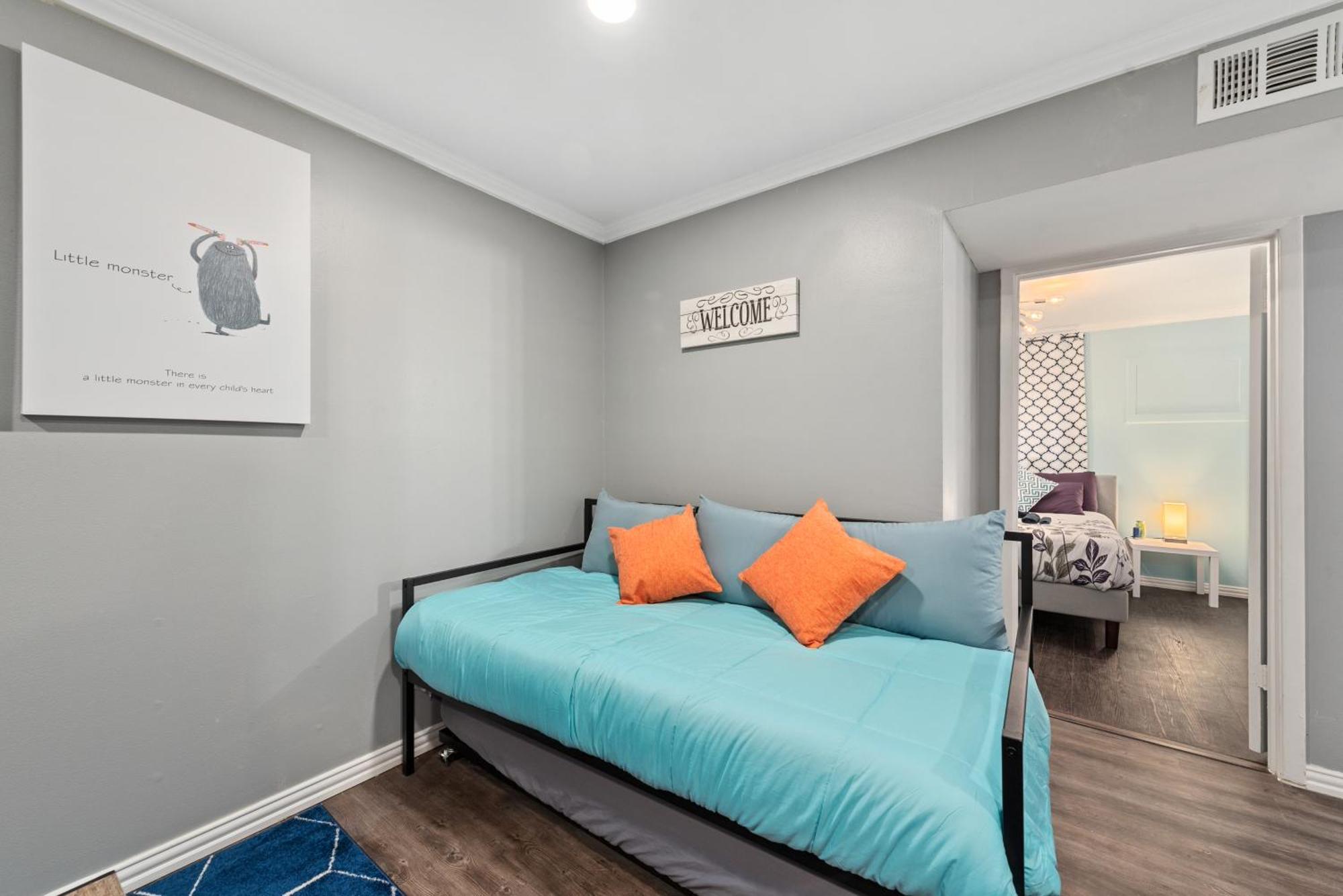 Tiffany Hip Montrose Apt Near Medcenter Uh & Nrg Хюстън Екстериор снимка